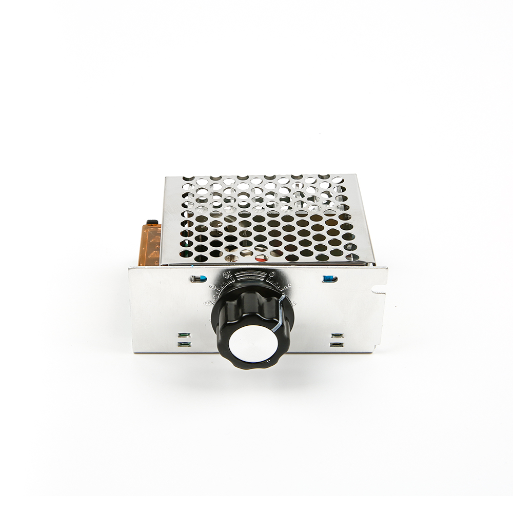 Регулятор напряжения в корпусе, 4000Вт